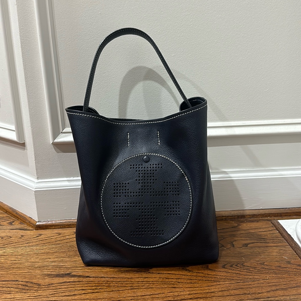 Nwt Tory Burch Navy Quinn Hobo